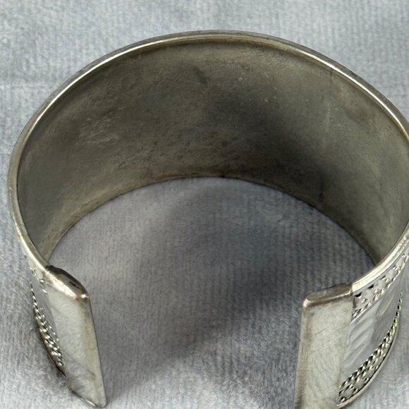 Wide Hammered Silver Tone Metal Cuff Bracelet Braided Textured Edging Boho - Picture 7 of 16